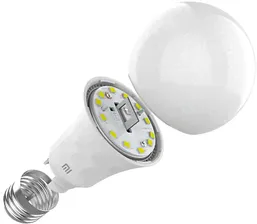 Умная лампа Xiaomi Mi Smart LED Bulb (Warm White)