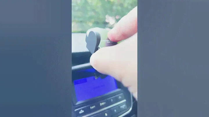 Автомобильный держатель Xiaomi с БЕСПРОВОДНОЙ ЗАРЯДКОЙ !